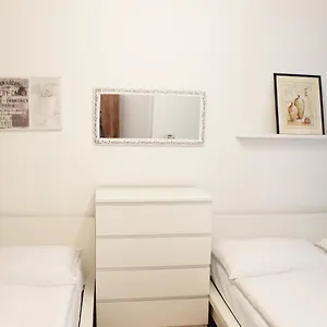 Apartment Modern Ve Smečkách 28