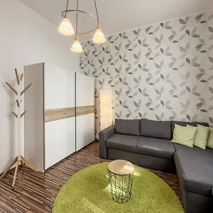 Laura's Karlsbad